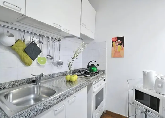 Flat In Trastevere - רומא