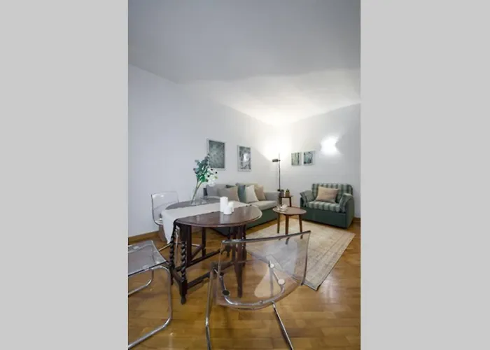 Flat In Trastevere - רומא